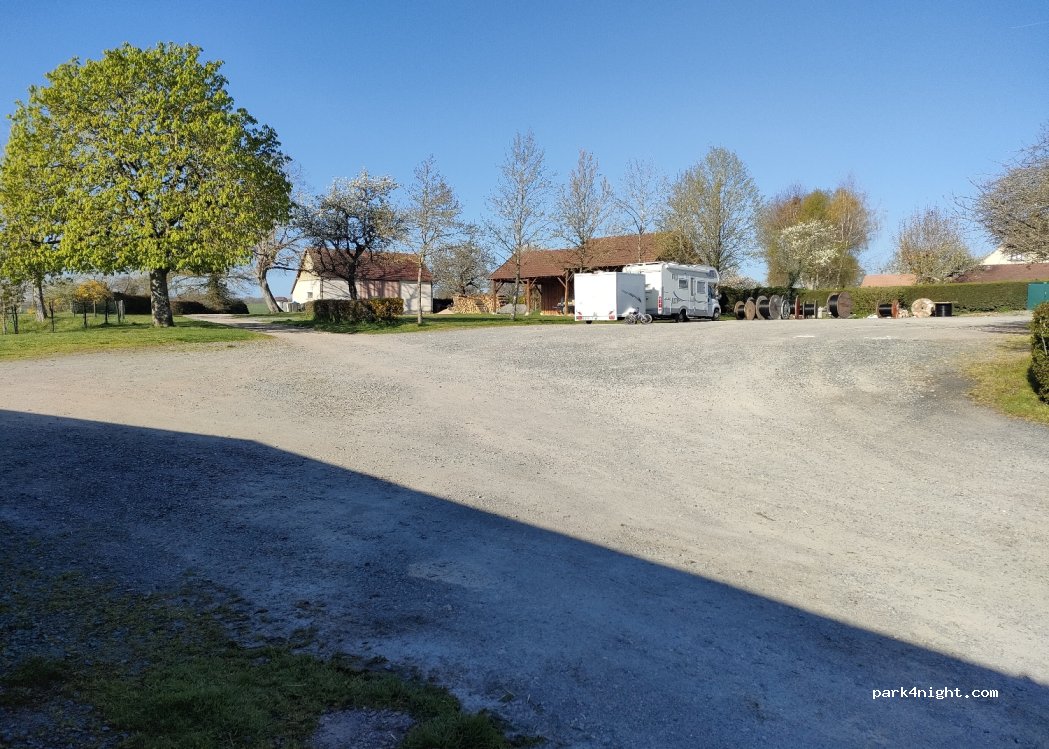 (18170) Saint-Pierre-les-Bois - 223 Le Coursat — foto