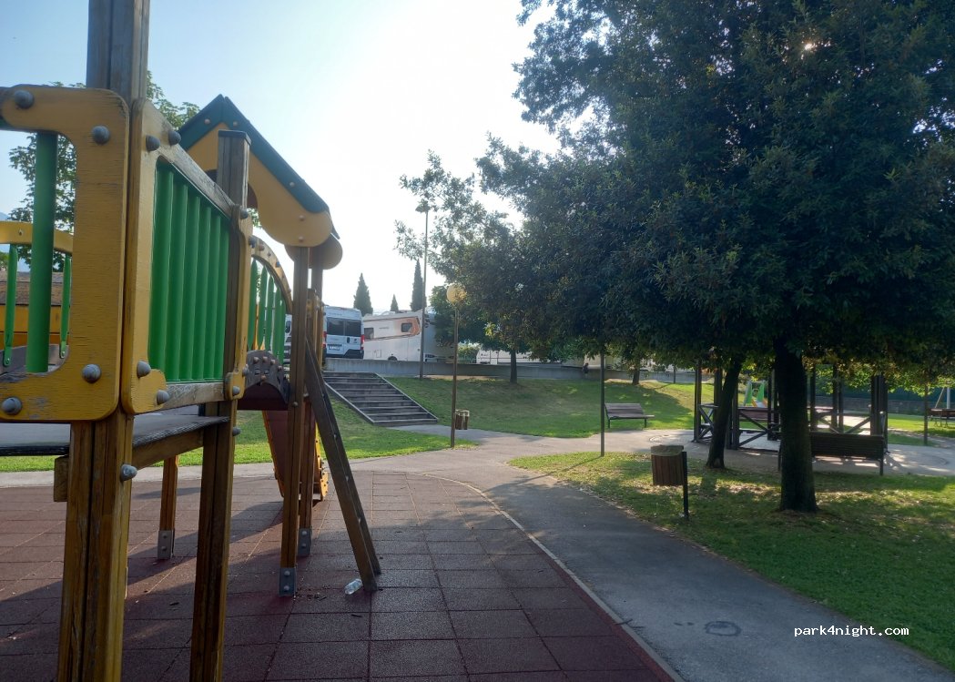 (38066) Riva del Garda - 3 Via delle Ginestre — foto 2
