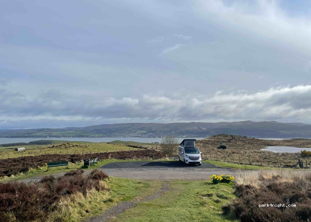 (KA28 0HQ) Isle of Cumbrae - Unnamed Road — foto