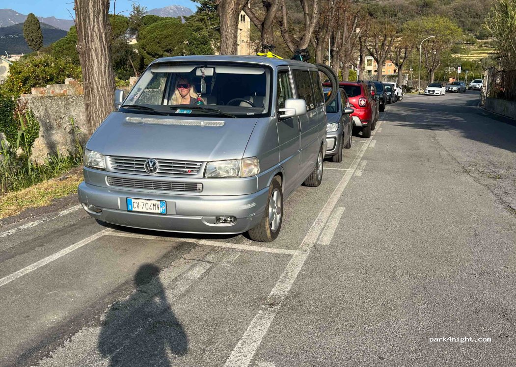 (17027) Pietra Ligure - Via Bottassano — foto