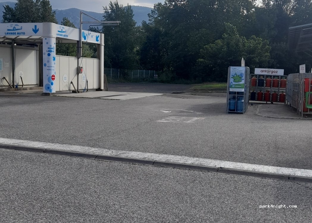 (11500) Quillan - route Nationale 118 — foto