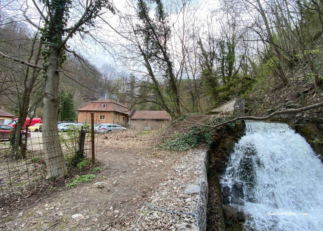 (3517) Miskolc - 48 Palota utca — foto
