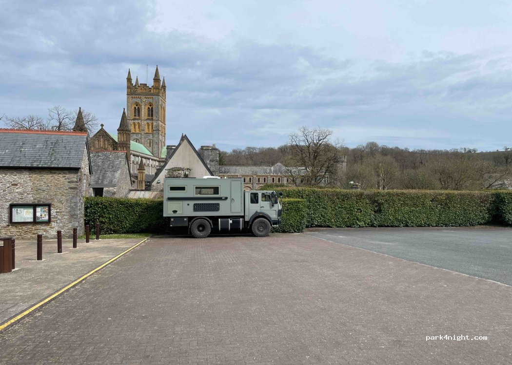 (TQ11 0EE) Buckfastleigh - Buckfast Rd — foto