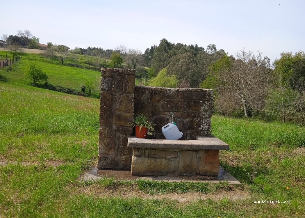 (48392) Múgica o Ugarte - 6 Barrio San Román — foto 2