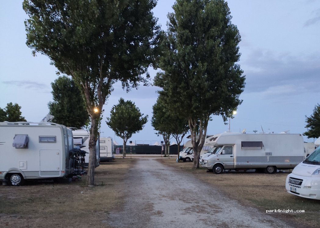 Area Camper 2004 | Marina Palmense — foto