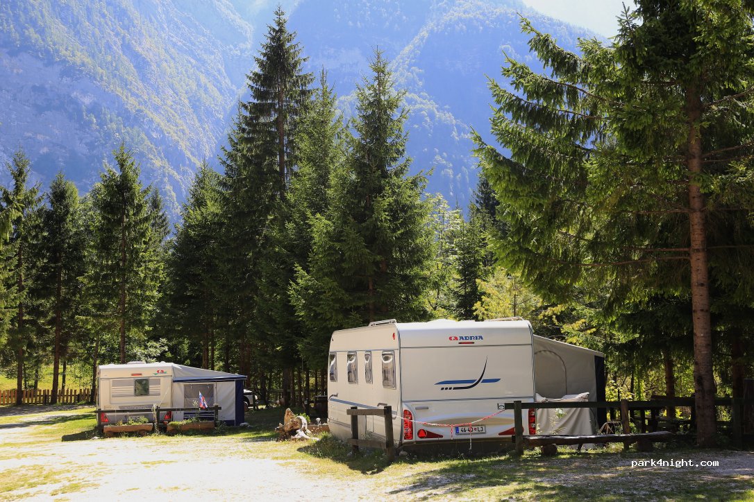 Camping Trenta Sergej Bolčina — foto