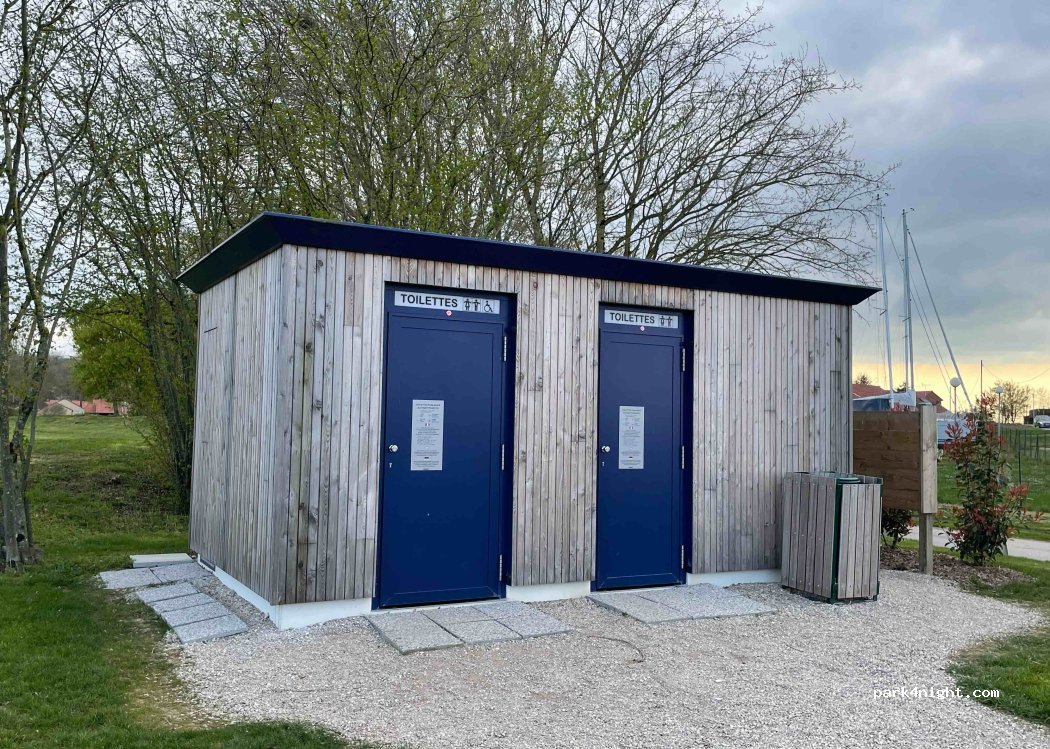 (51290) Giffaumont-Champaubert - 5 Rue du Port — foto