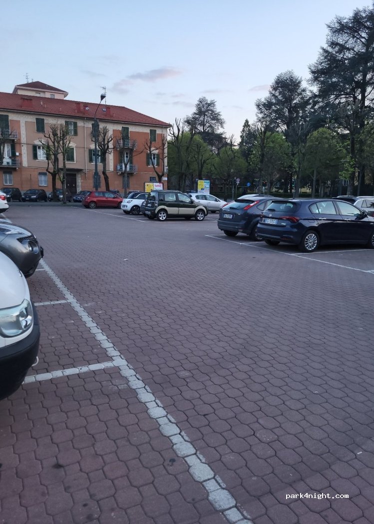 (15076) Ovada - 11 Via Piave — foto