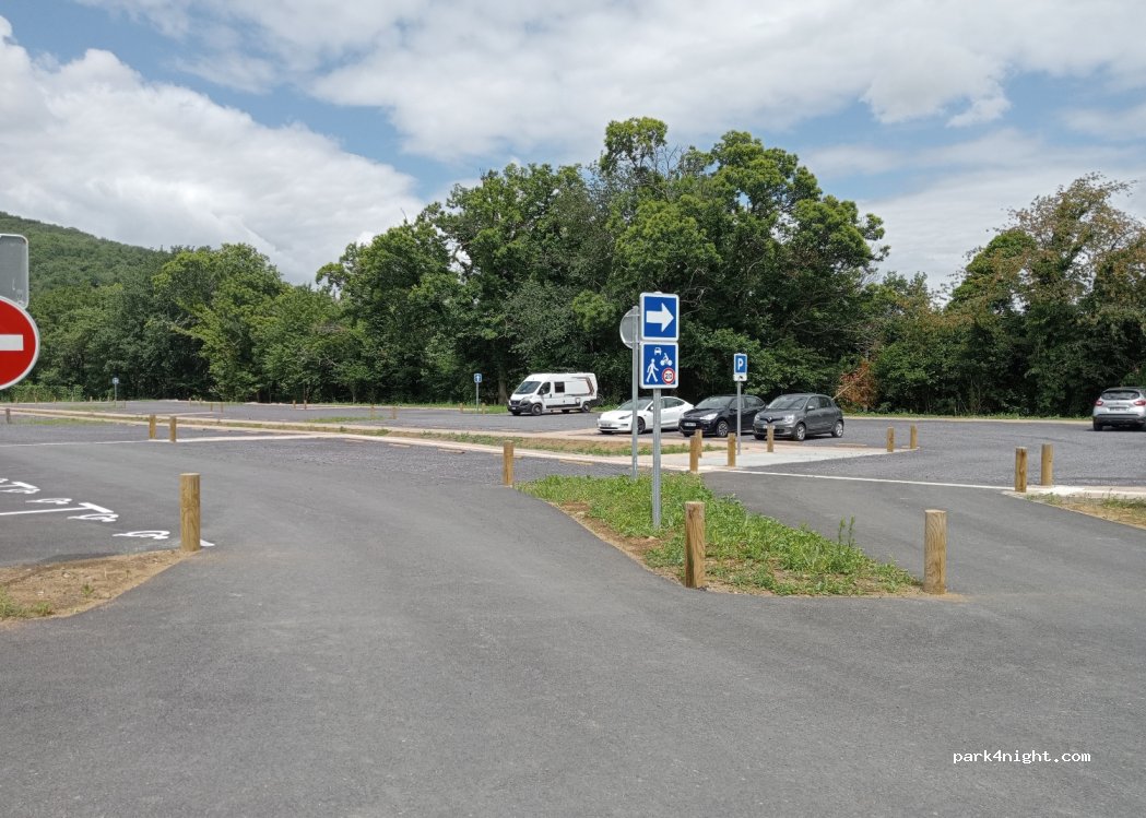 (63530) Volvic - 12 Rue des Sources — foto 3