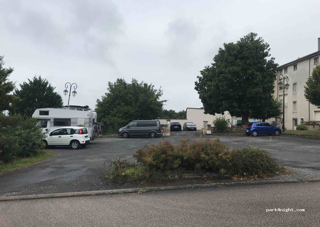 (87300) Bellac - 7 Rue Vergniaud — foto 2