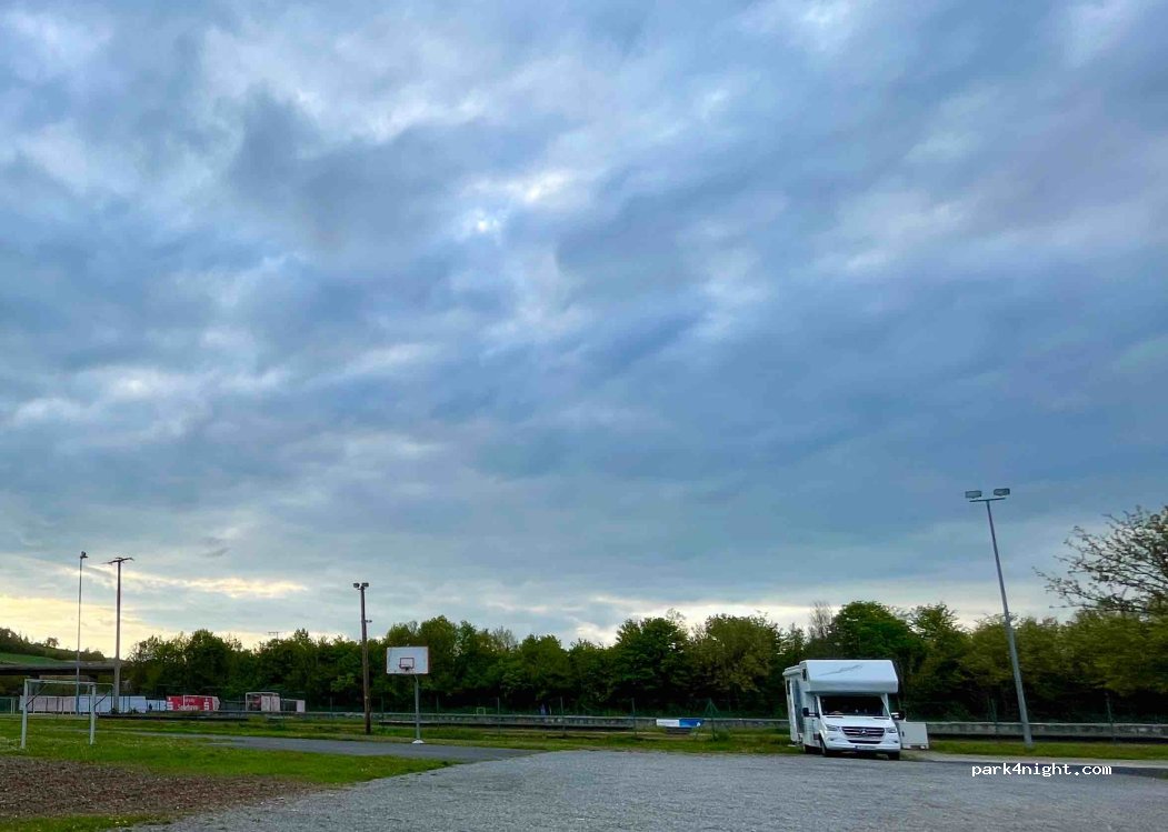 (97618) Heustreu - 30 Wetterstraße — foto 4