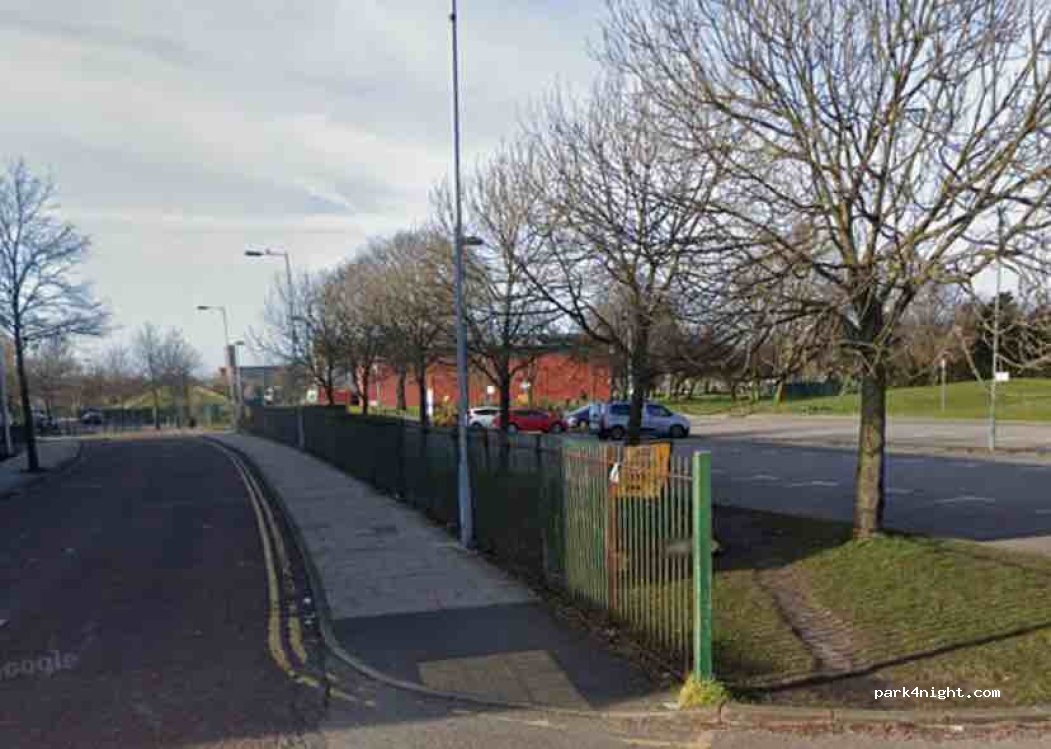 (L20 5JJ) Bootle - Washington Parade — foto