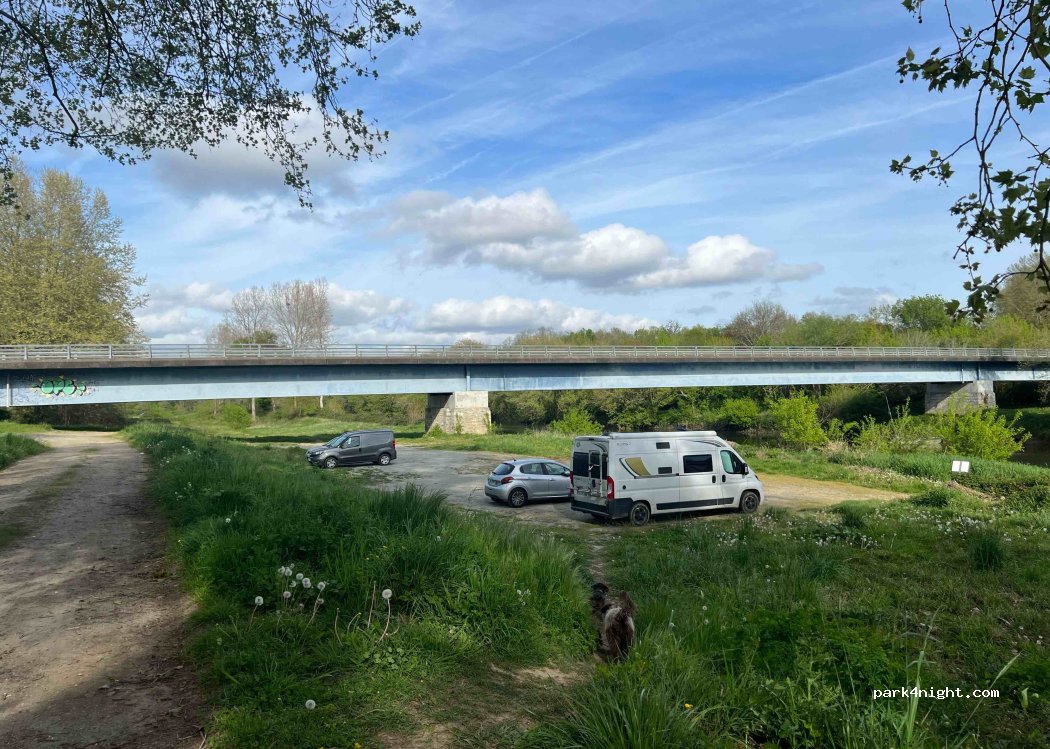 (40180) Rivière-Saas-et-Gourby - 1211 Route du Vimport — foto