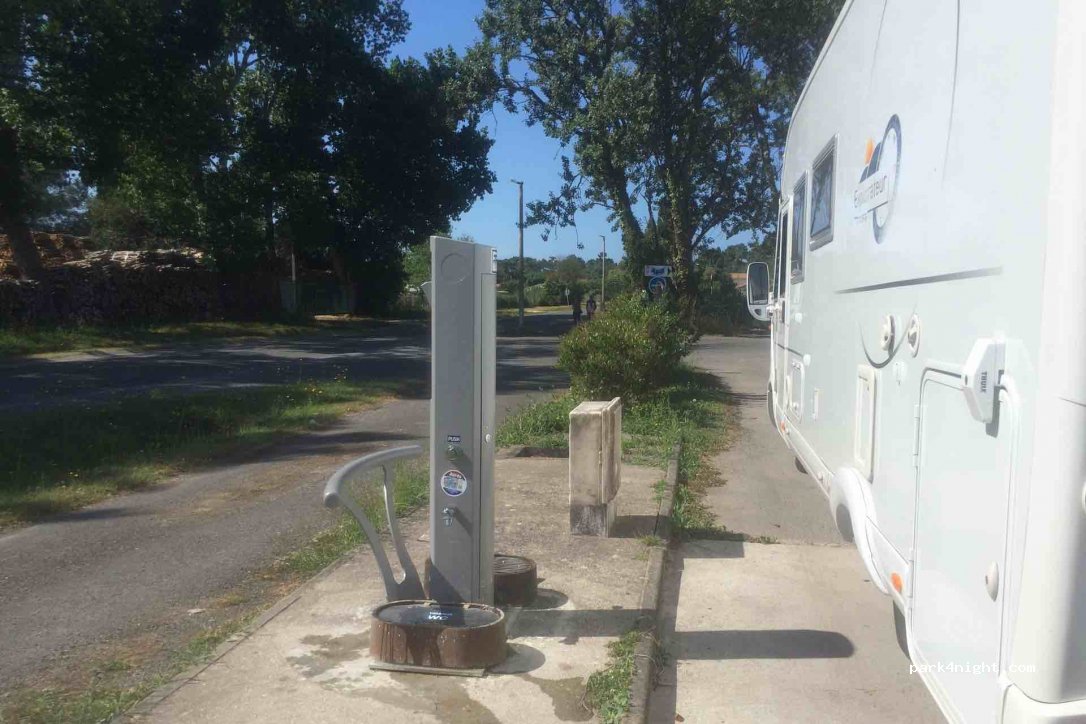 (17370) Saint-Trojan-les-Bains - Avenue des Bris — foto 2