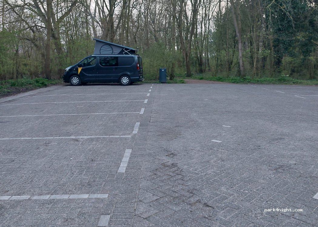 (3151 TN) Hoek van Holland - 1 Kerkhofweg — foto