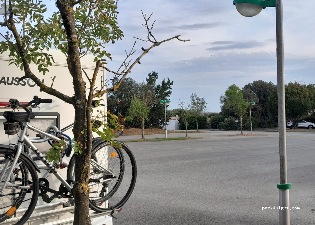 (85440) Avrillé - Rte de Longeville — foto 2