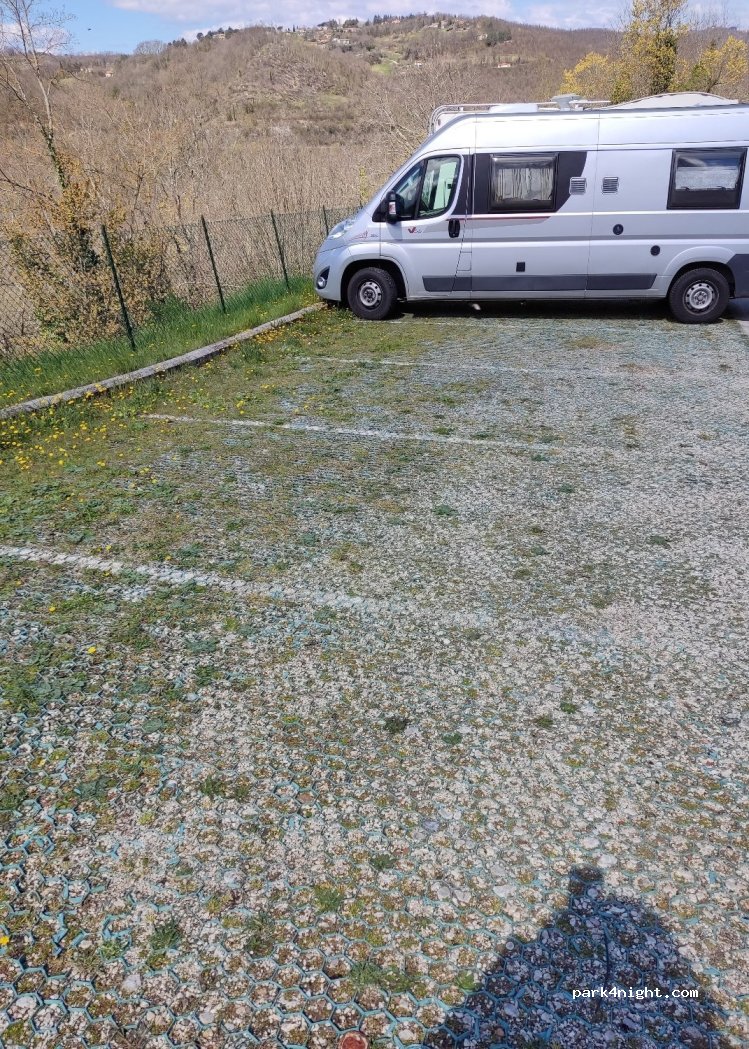 (02026) Rocca Sinibalda - 25 Strada Provinciale 32 — foto