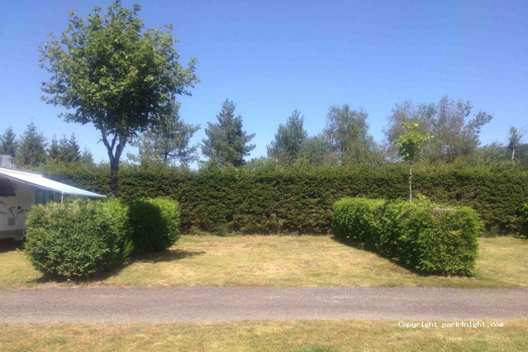 (63150) Murat-le-Quaire - Route de la Banne d'Ordanche — foto