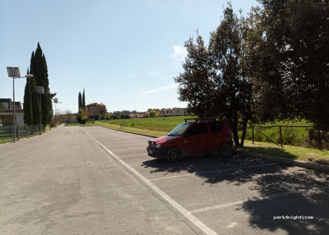 (53019) Pianella - Via della Cappellina — foto