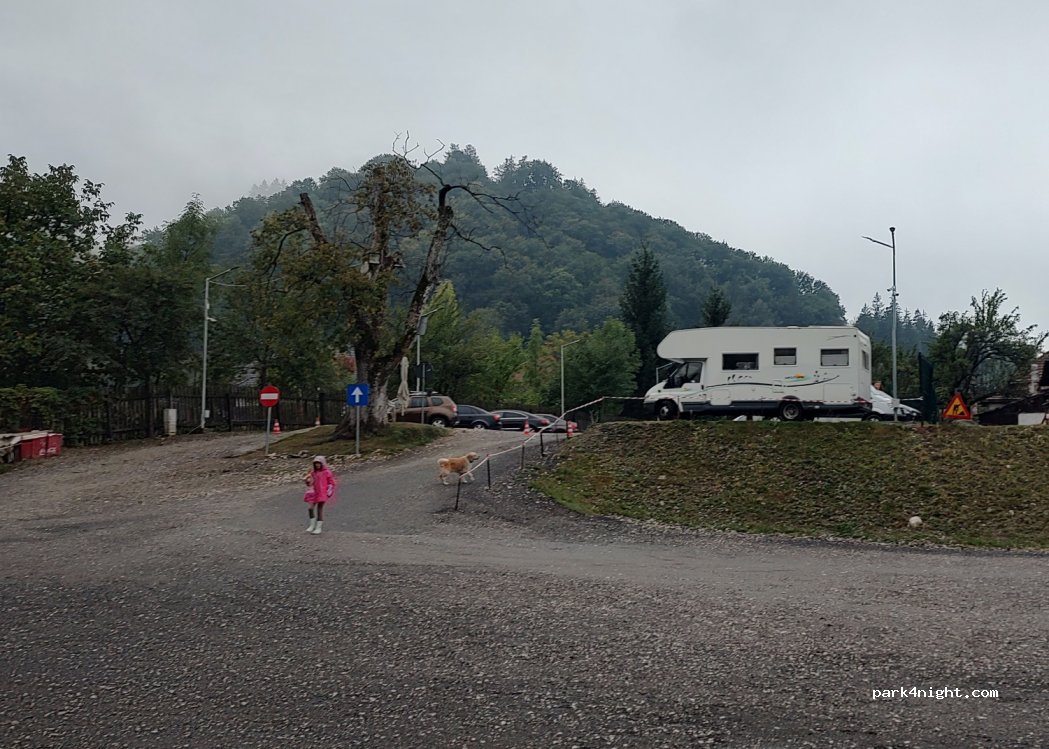 (507025) Bran - 2 Strada Valea Porţii — foto 3