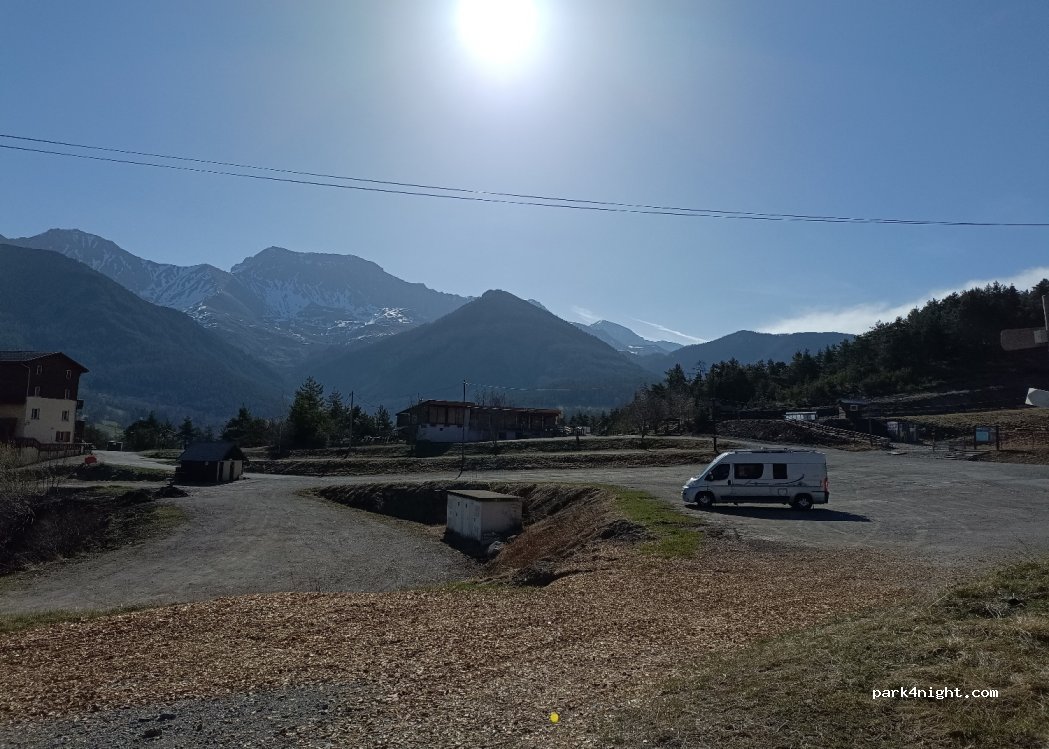 (04140) Seyne - Station du Grand Puy — foto 2