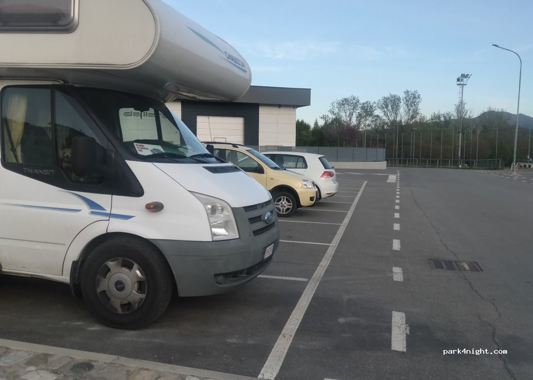 (43040) Varano de' Melegari - 8 Piazza Buonarroti — foto