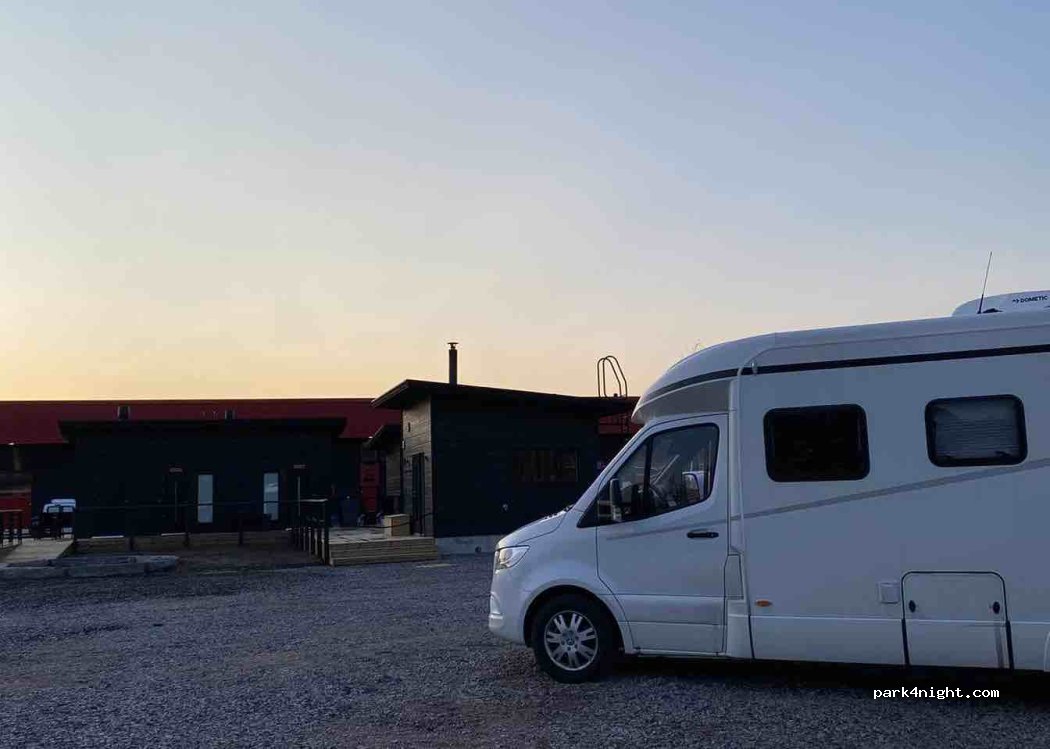 Black Caravan — foto