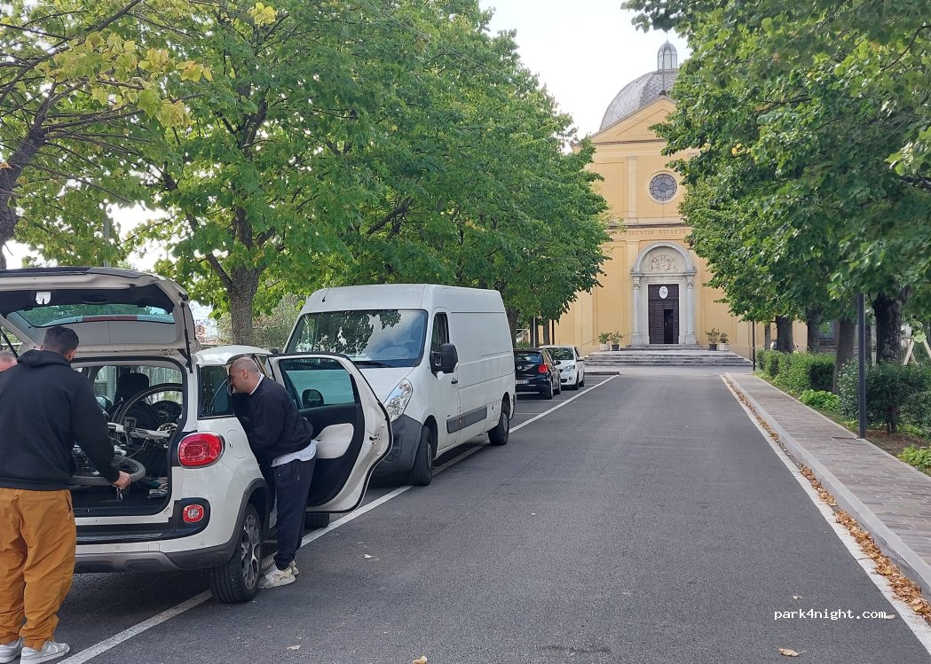 (61010) Tavullia - 86 Via Roma — foto 2
