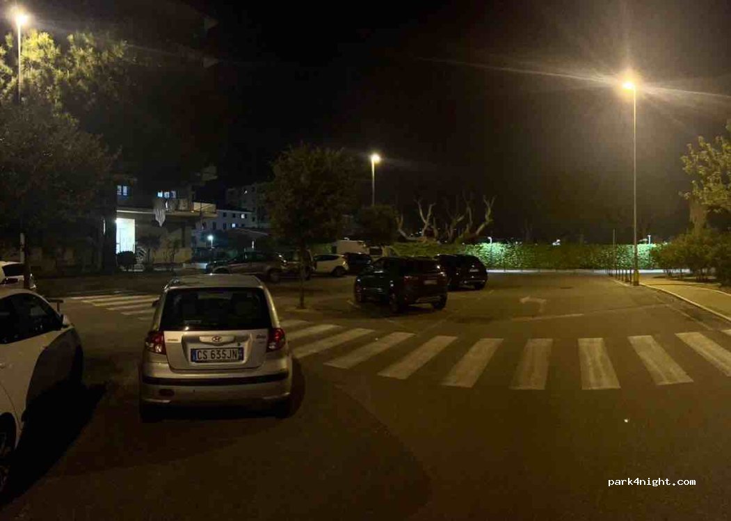 (17100) Savona - 117r Via Nizza — foto