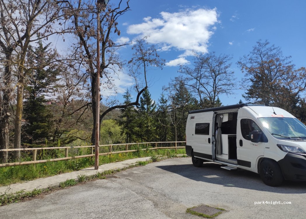 (83040) Caposele - 60 Corso Europa — foto