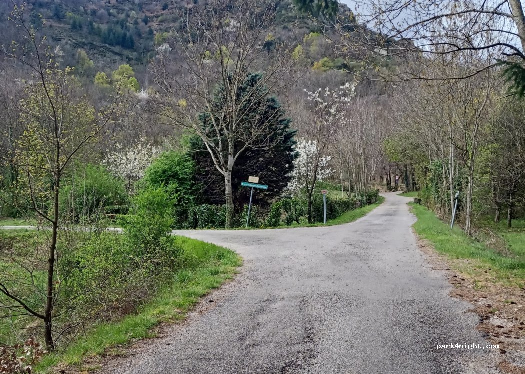 (07330) Thueyts - Unnamed Road — foto 3