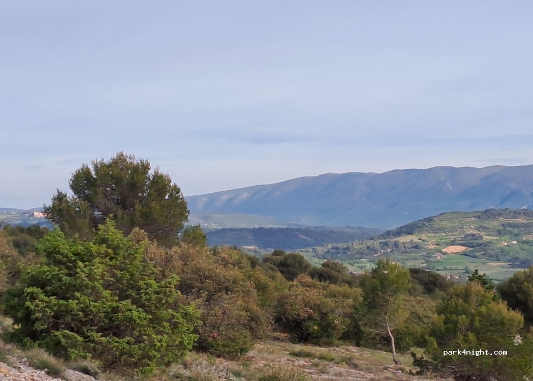(84490) Saint-Saturnin-lès-Apt - — foto 3