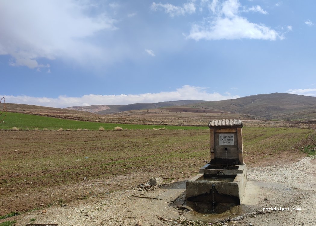 (51000) Uluağaç - Unnamed Road — foto