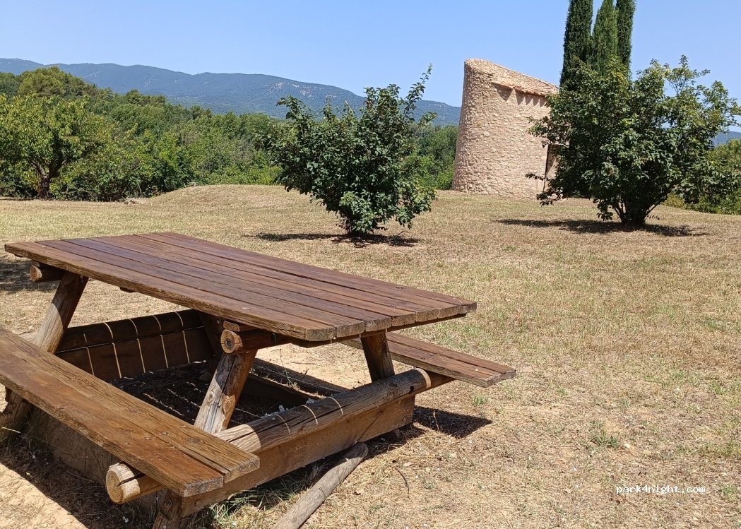 (84240) Grambois - 500 Chemin de l'Eze — foto 4