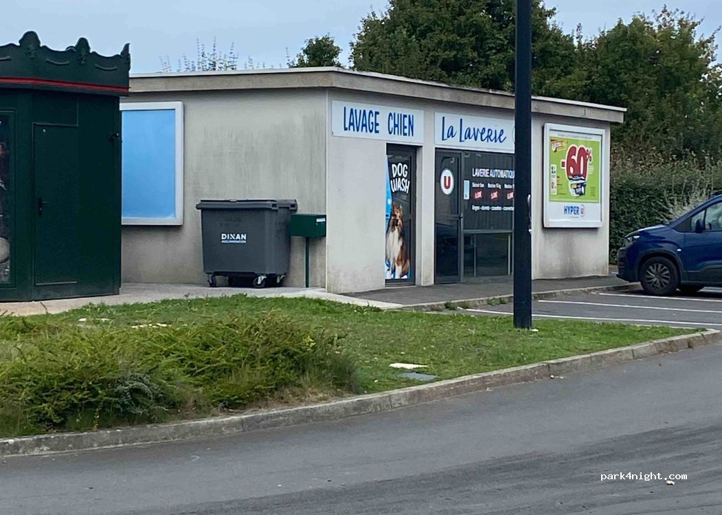 (22550) Matignon - D13 — foto