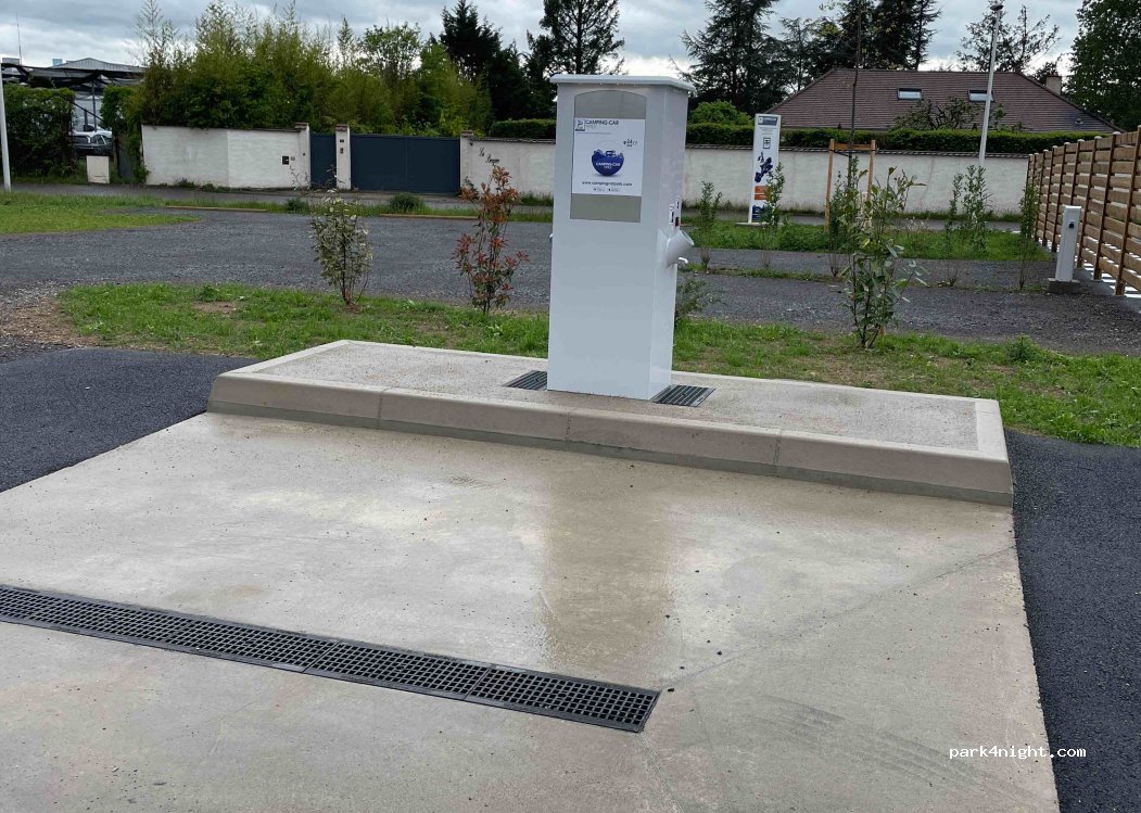 Aire de Montrond-les-Bains — foto 2