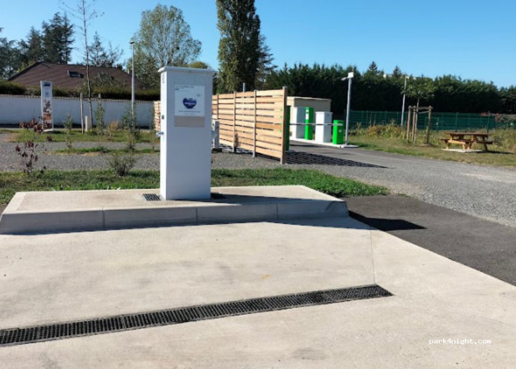 Aire de Montrond-les-Bains — foto 4