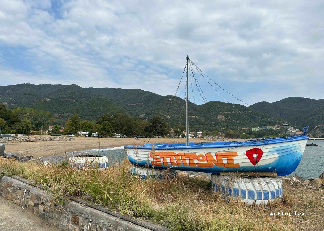 (630 82) Stagira Akanthos - Unnamed Road — foto 2