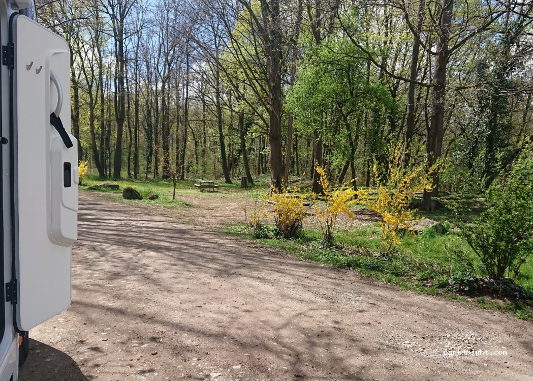 (42130) Trelins - 11 Route du Stade — foto