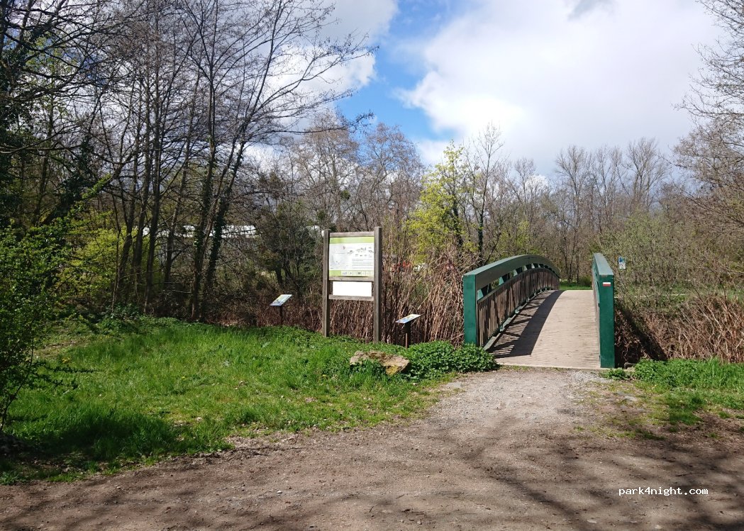 (42130) Trelins - 11 Route du Stade — foto 2