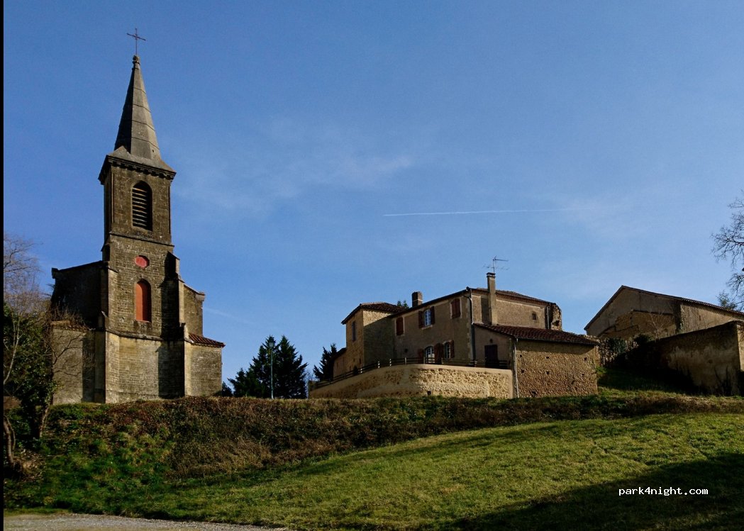 (32300) Monclar-sur-Losse - 1 Place de l'Eglise — foto