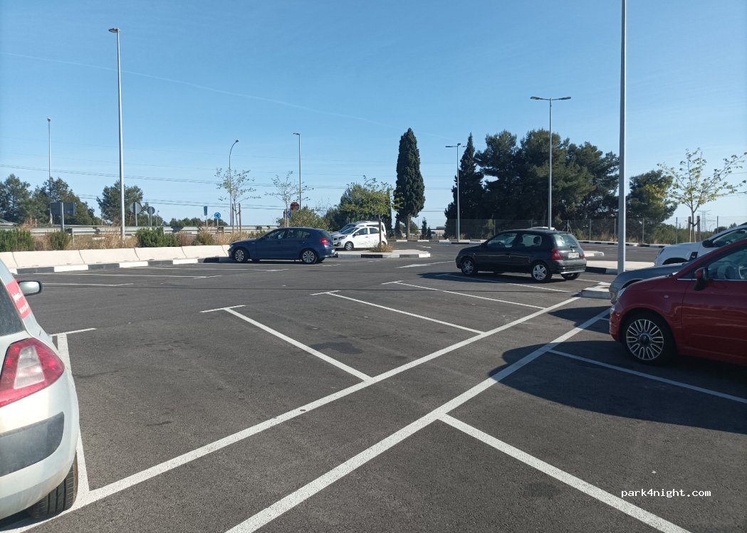 (12190) Urbanització Vall d'Umbri - Unnamed Road — foto 2