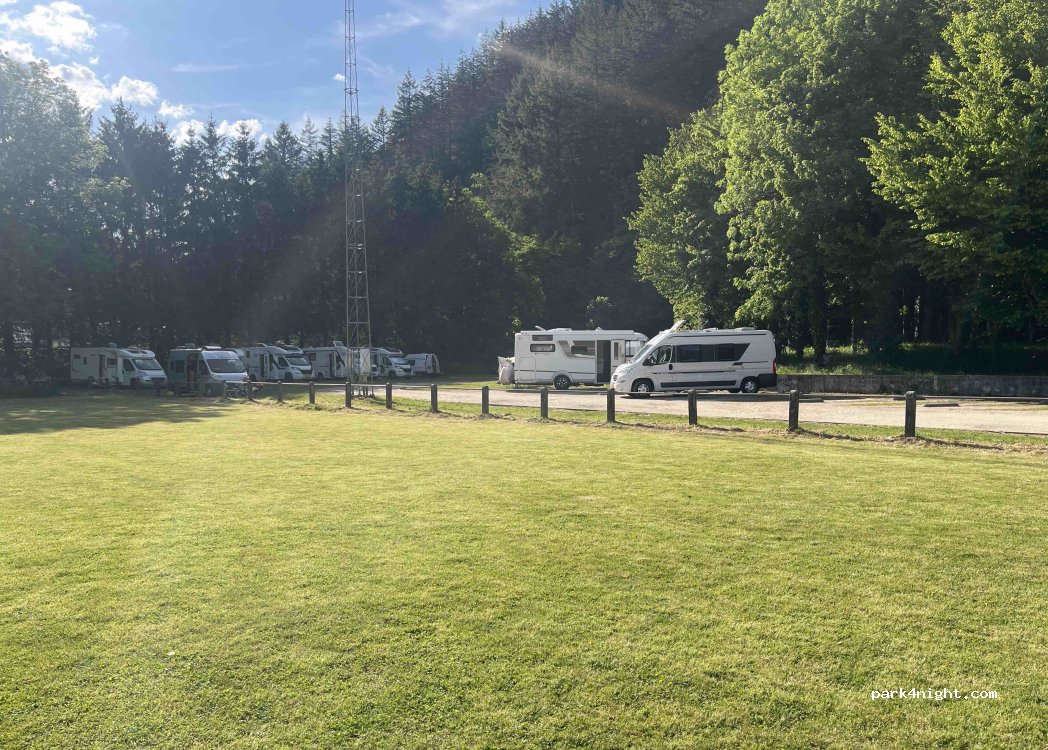 Parking Motorhome de Bouillon — foto 2