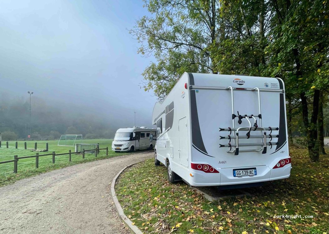 Parking Motorhome de Bouillon — foto 4
