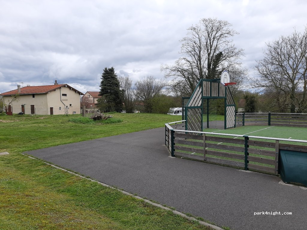 (51320) Coole - 1 Place de la Mairie — foto 2