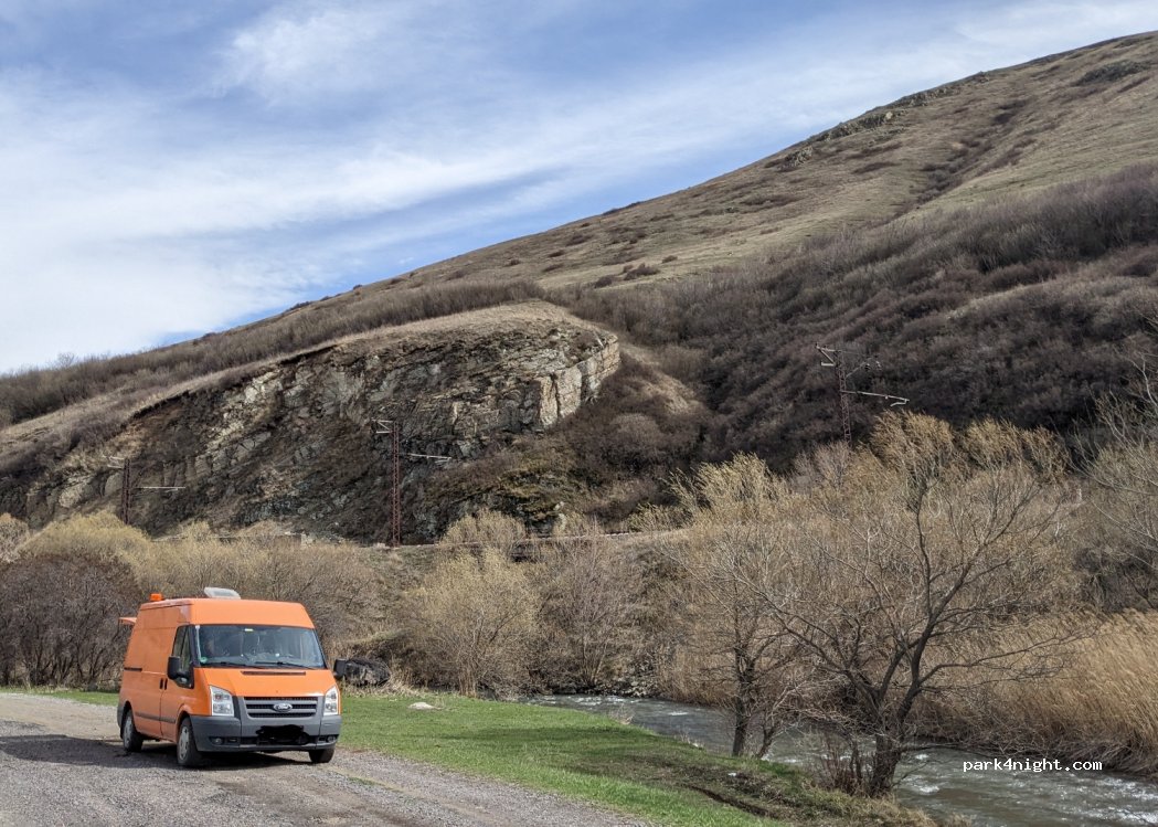 (1808) Geghasar - Unnamed Road — foto
