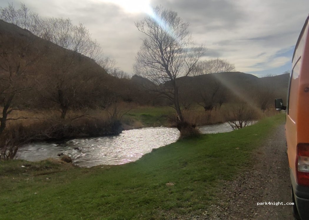 (1808) Geghasar - Unnamed Road — foto 3