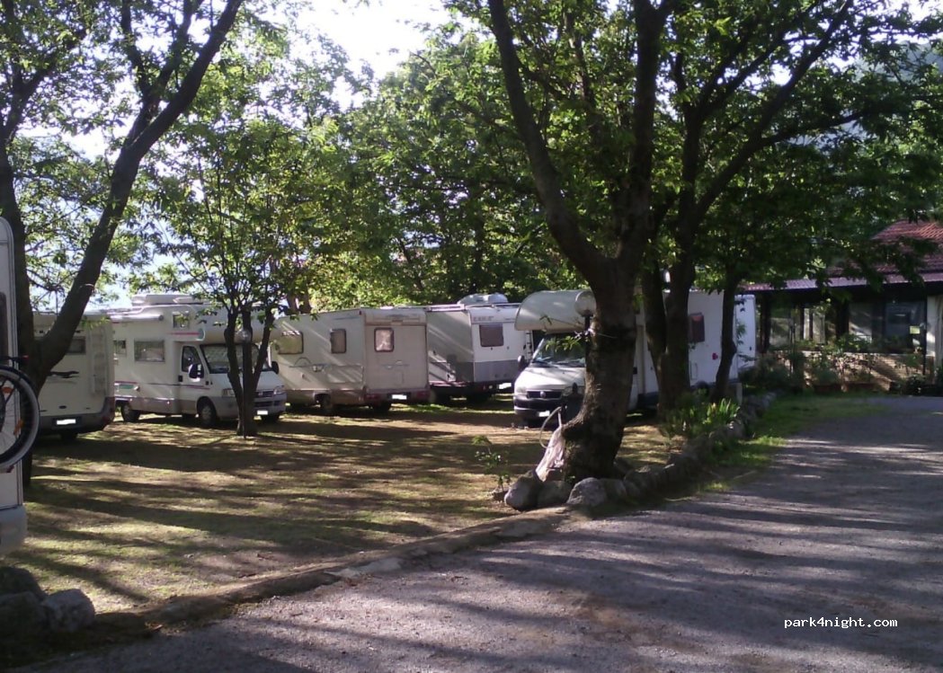 Costiera Amalfitana Area sosta camper — foto 2