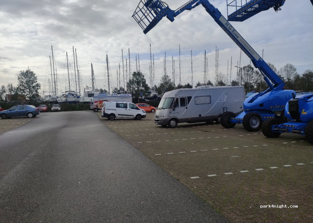 (1131 PM) Volendam - 1 Strandweg — foto 2