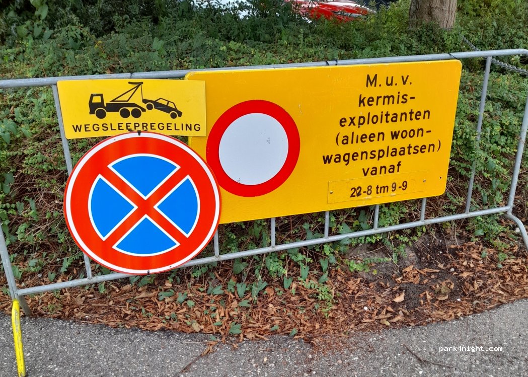 (1131 PM) Volendam - 1 Strandweg — foto 4